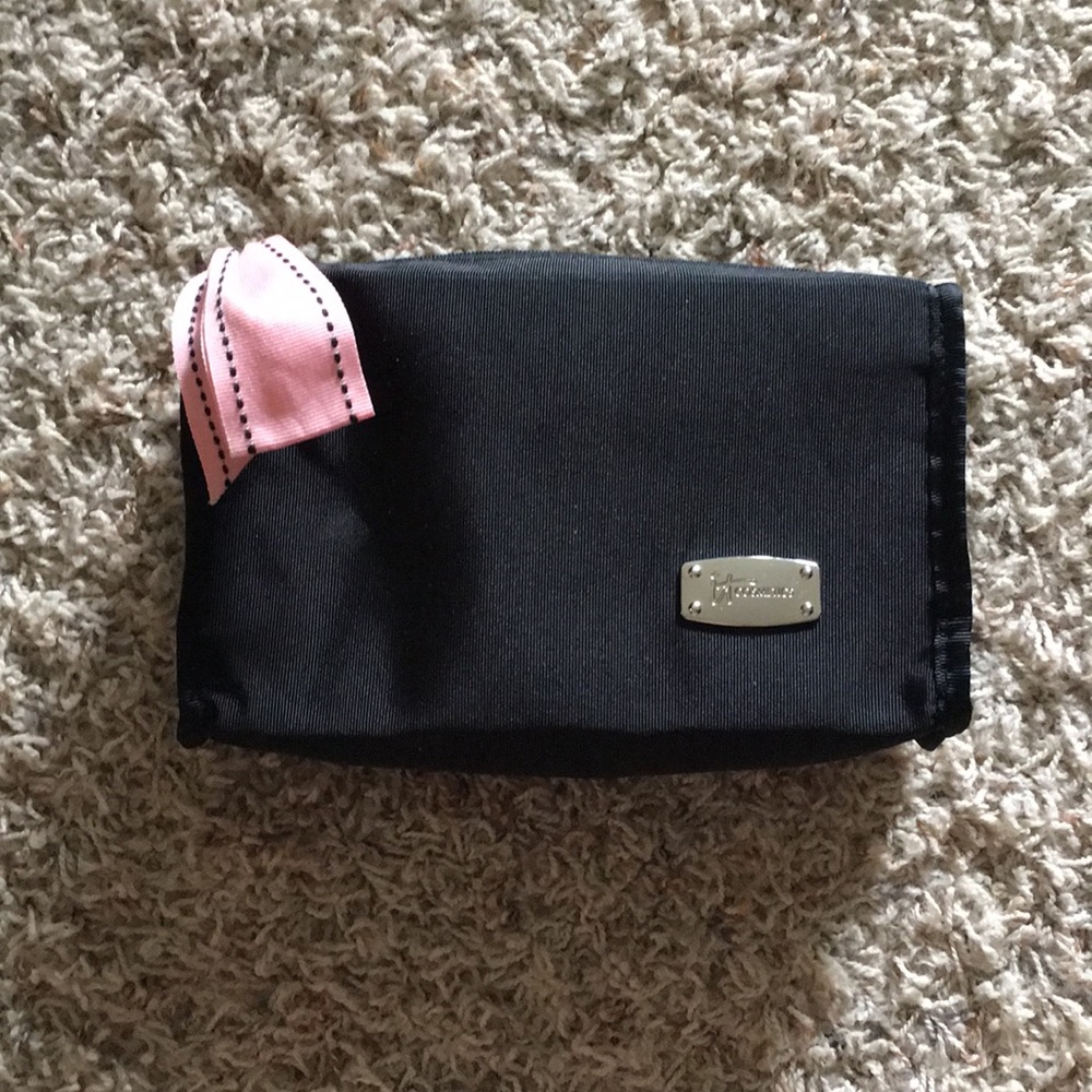 it Cosmetics makeup bag!